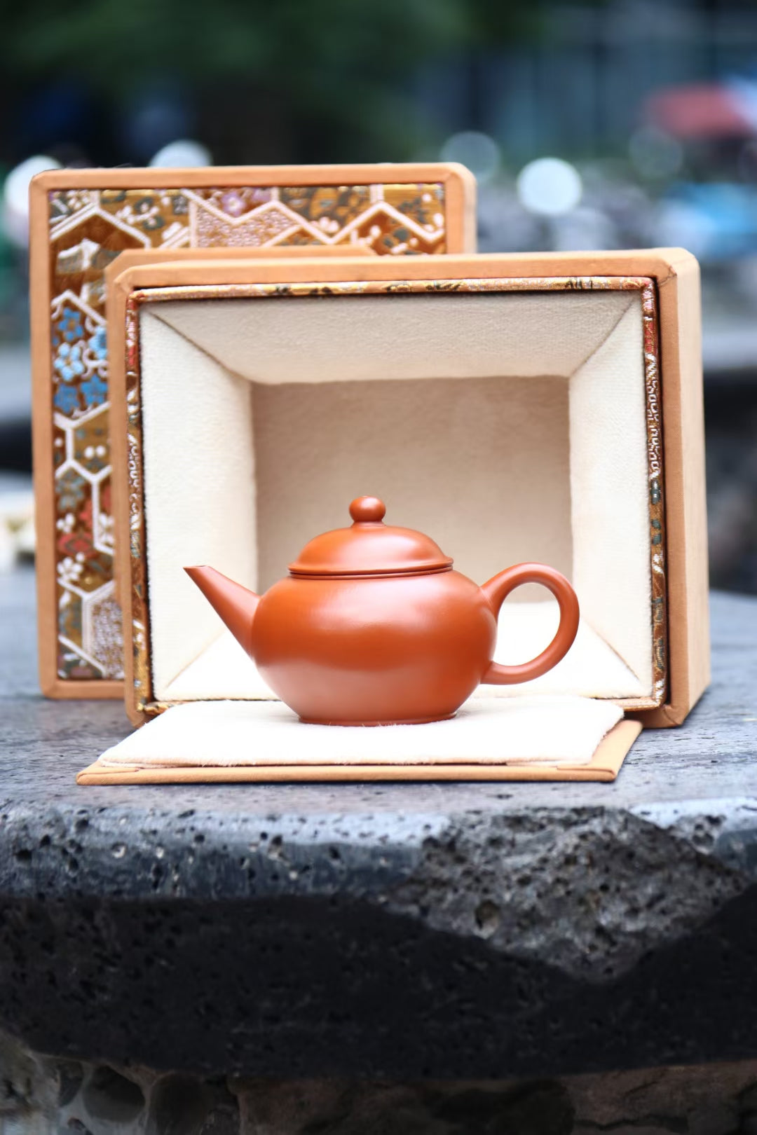 Red Clay (Zhaozhuang Zhuni) Shuiping Pot 趙莊朱泥 水平壺