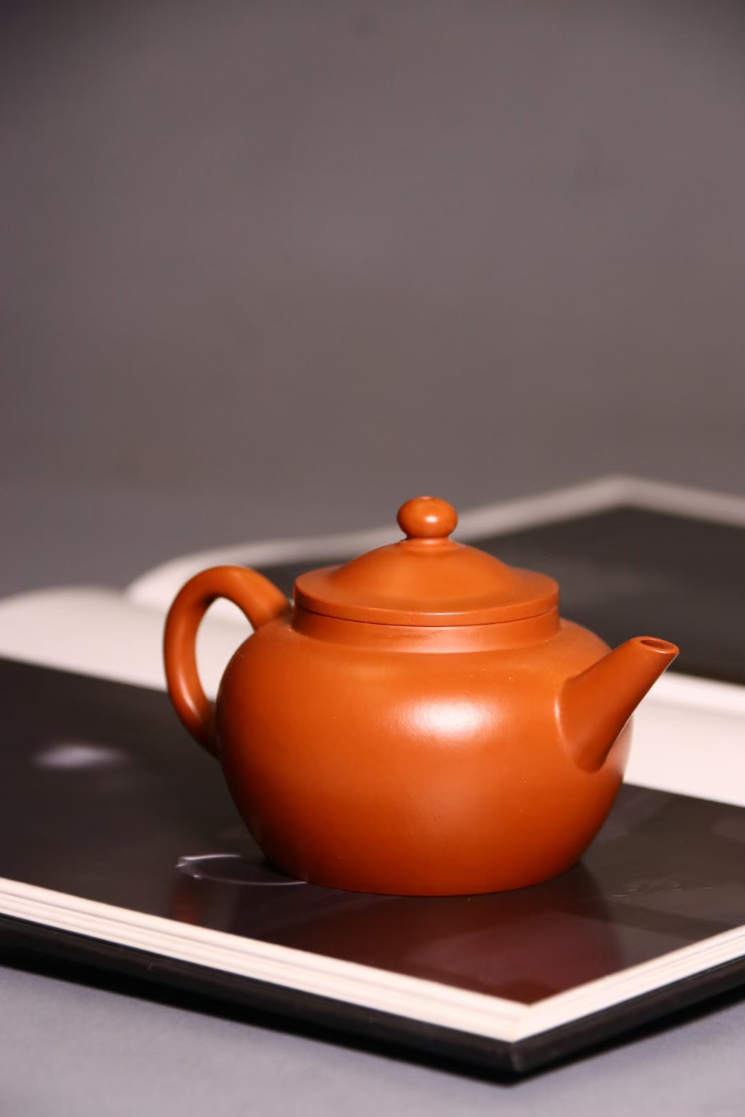 Red Clay (Zhaozhuang Zhuni) Limao Pot 趙莊朱泥 笠帽壺