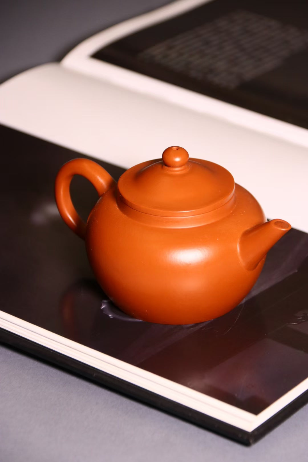 Red Clay (Zhaozhuang Zhuni) Limao Pot 趙莊朱泥 笠帽壺