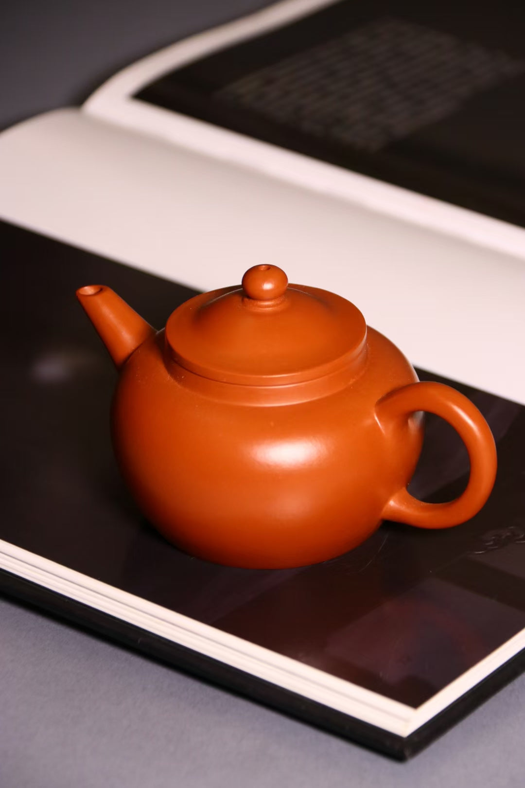 Red Clay (Zhaozhuang Zhuni) Limao Pot 趙莊朱泥 笠帽壺